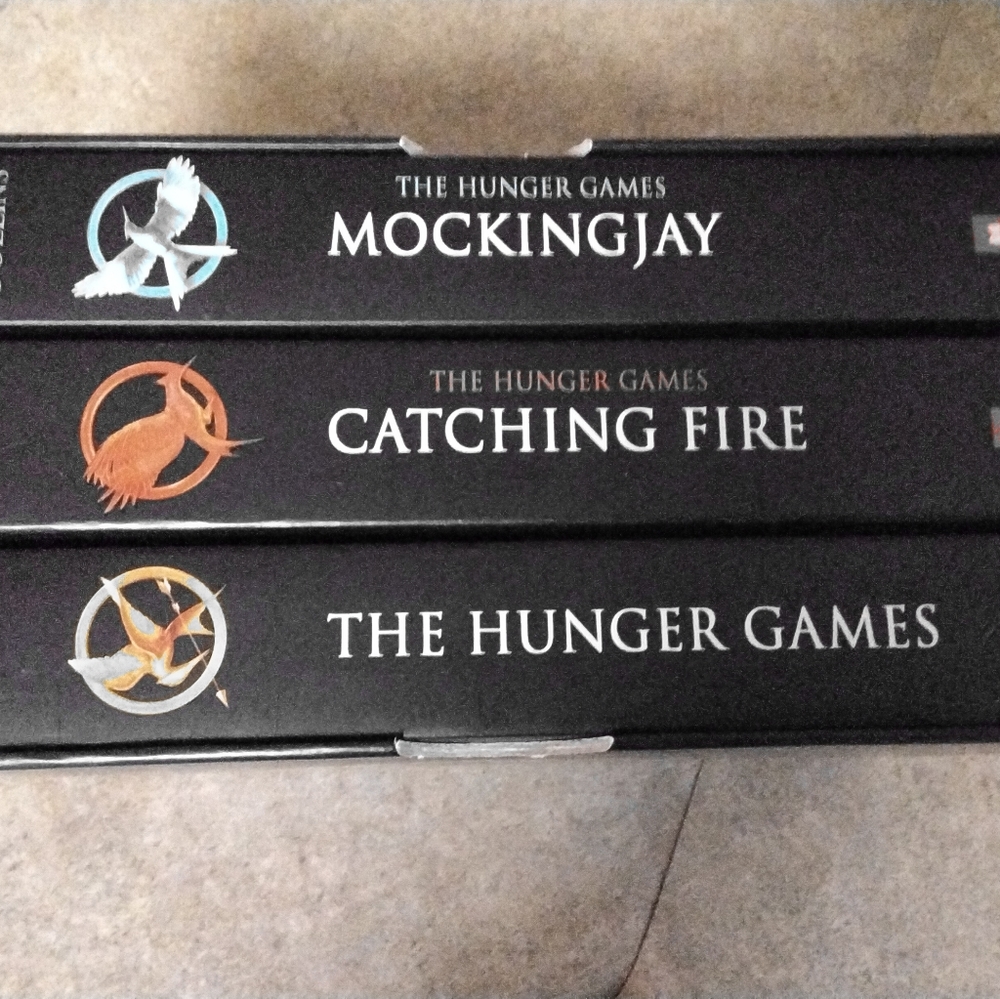 THE HUNGER GAMES, BRAND NEW